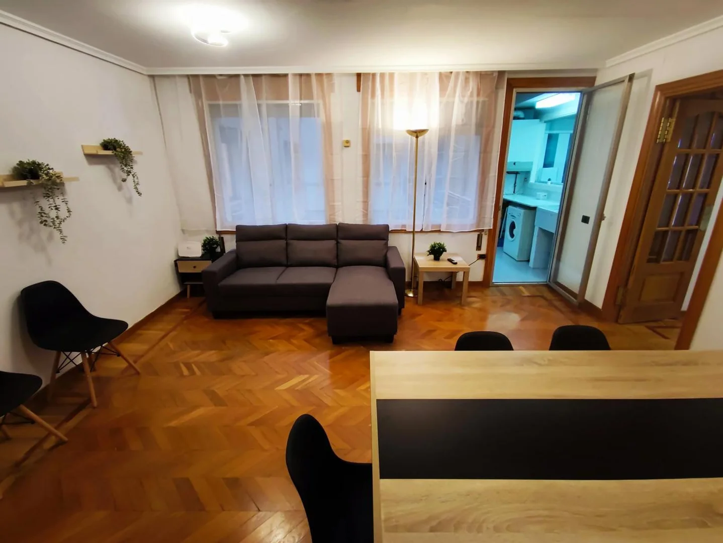 Chambre à louer dans un appartement d'étudiant à , entièrement meublée