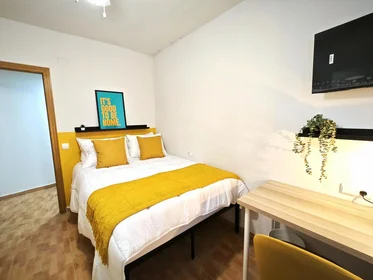 Quarto compartilhado em Calle Miguel de Unamuno, 15, esc. 0 1º 0, imagem 8 de 15