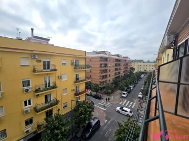 Habitación compartida en Calle Bami, 11, esc. 0 4º H4, imagen 8 de 49