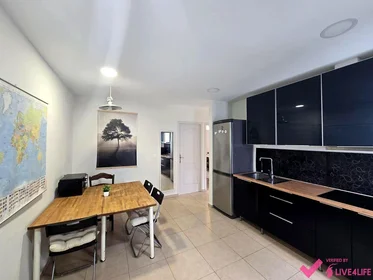 Habitación compartida en Calle Bami, 11, esc. 0 4º H4, imagen 10 de 49