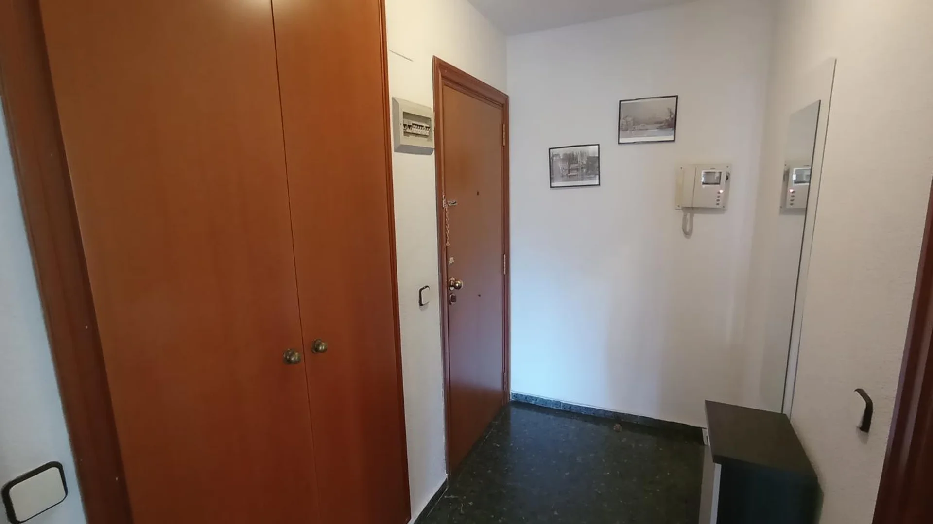 Przyjazny dla studentów pokój w  z nowoczesnymi udogodnieniami