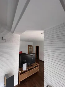 Shared room at Carrer d'Armando Palacio Valdés, 10, esc. 0 2º 2, image 12 of 32