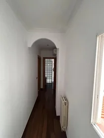 Shared room at Carrer d'Armando Palacio Valdés, 10, esc. 0 2º 2, image 27 of 32