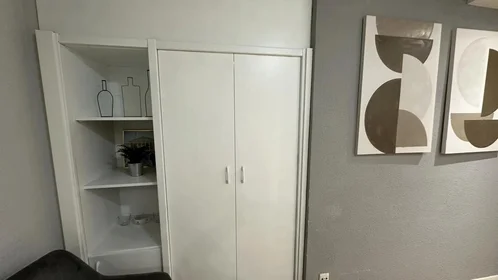 Paylaşımlı oda konumu Panizo, 12, 1º 1, 30 33 görüntüsü