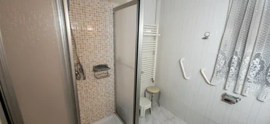 Shared room at Passeig de la Ciutadella, 16, esc. 0 1º 2, image 12 of 18