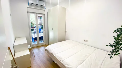Habitación compartida en Paseo de Extremadura, 72, esc. 0 1º 2, imagen 20 de 24