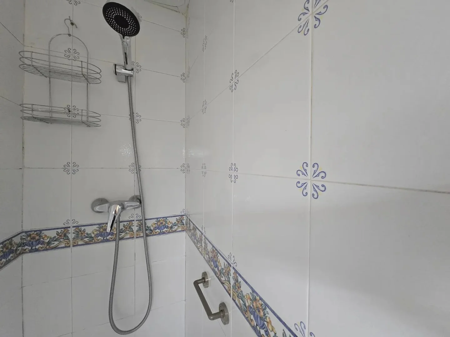 Habitación para estudiantes en  con área de estudio y facilidades compartidas