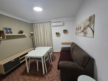 Habitación compartida en Barriada la Palmilla, 5, esc. 0 4º 4.1, imagen 29 de 36