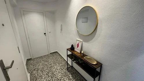 Shared room at Carrer Mestre Marçal, 7, esc. 0 4º 0, image 7 of 26