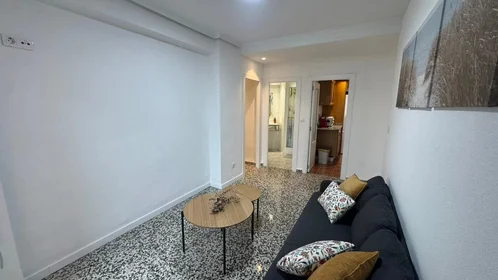 Shared room at Carrer Mestre Marçal, 7, esc. 0 4º 0, image 10 of 26