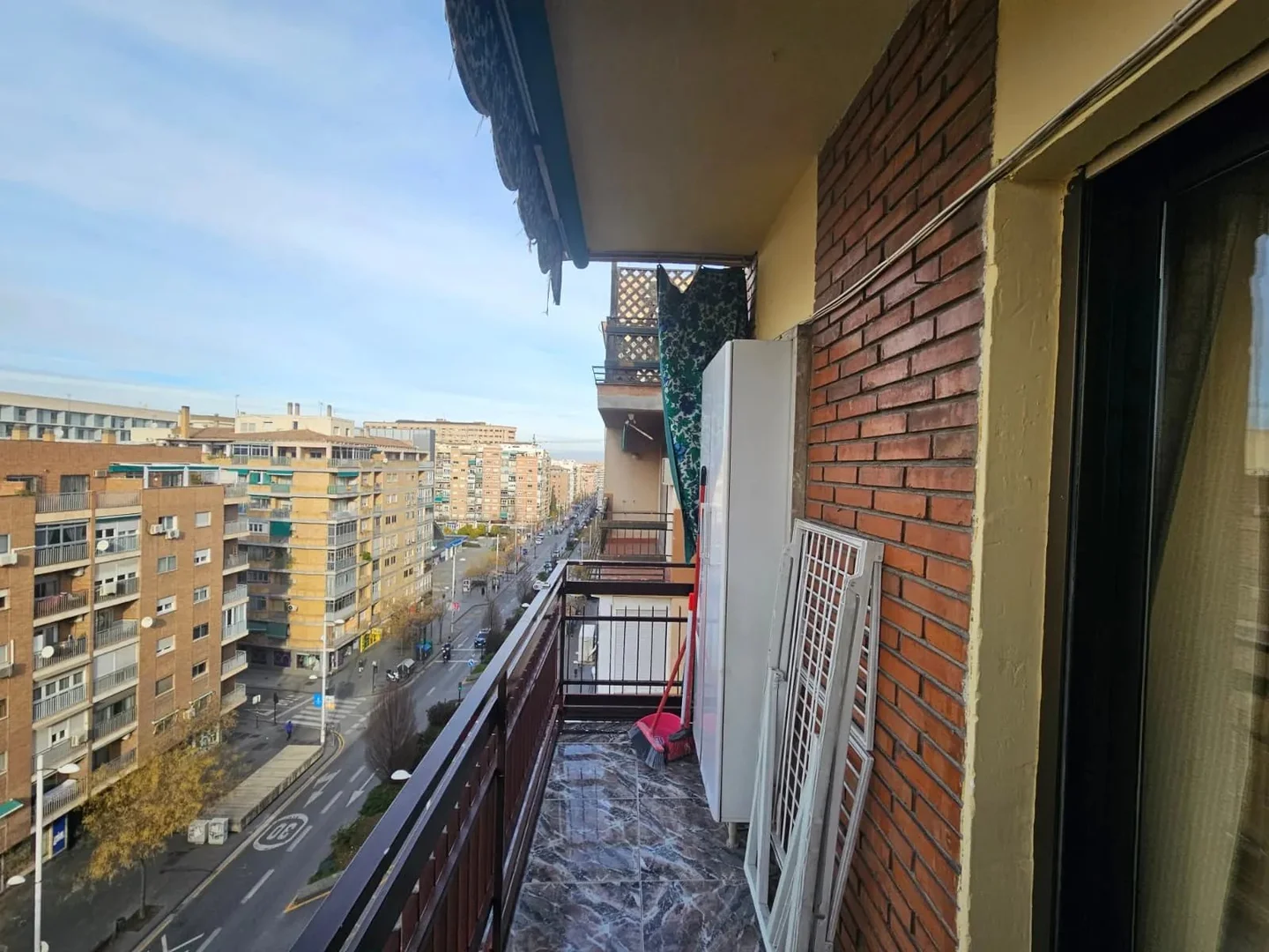 Camera per studenti in  con area studio e servizi in comune