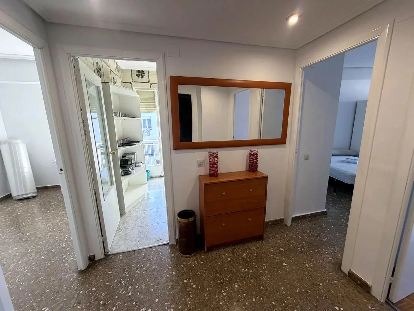 Budget-friendly student room close to campus in 