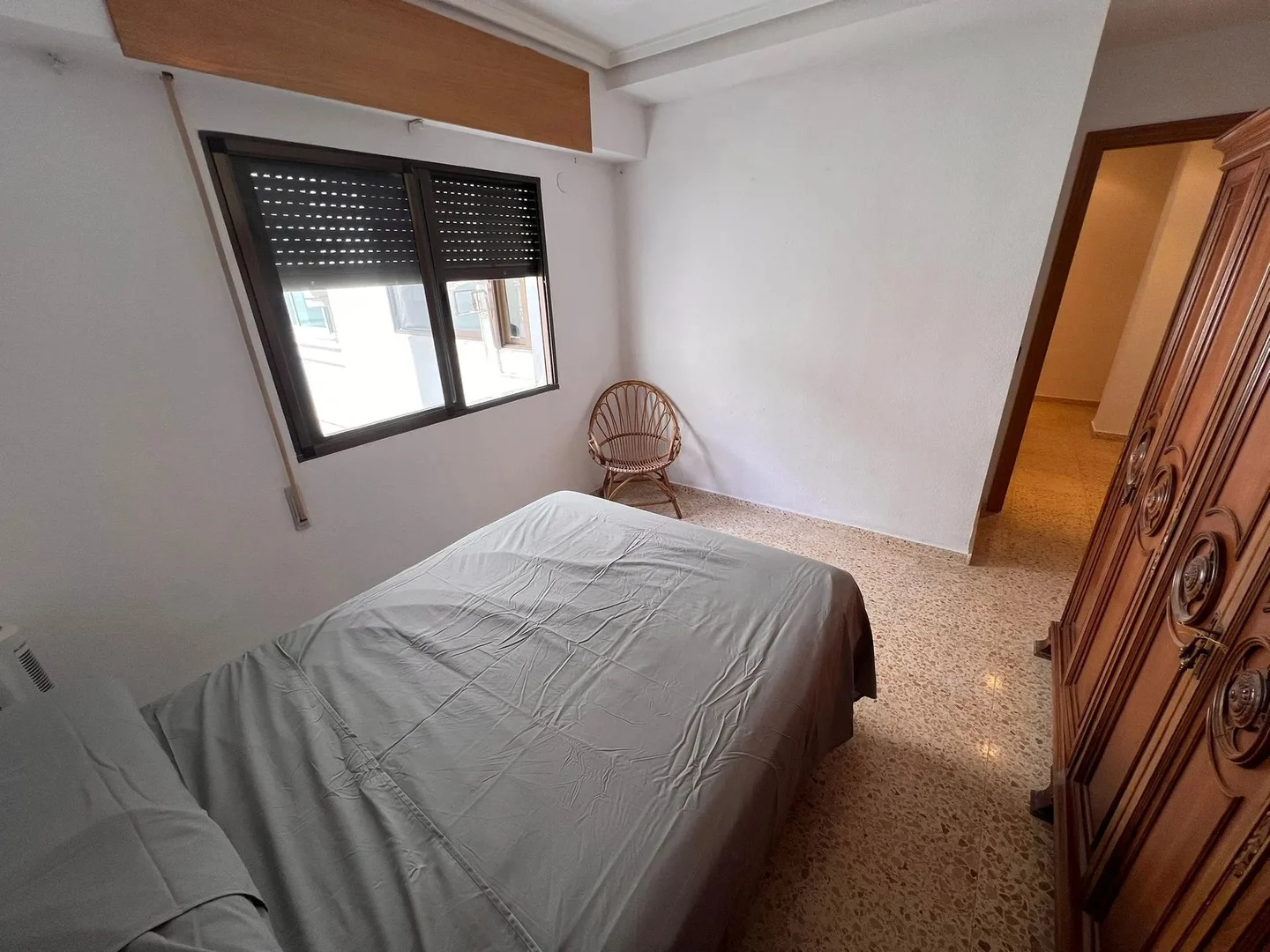Economical student room with convenient location in 