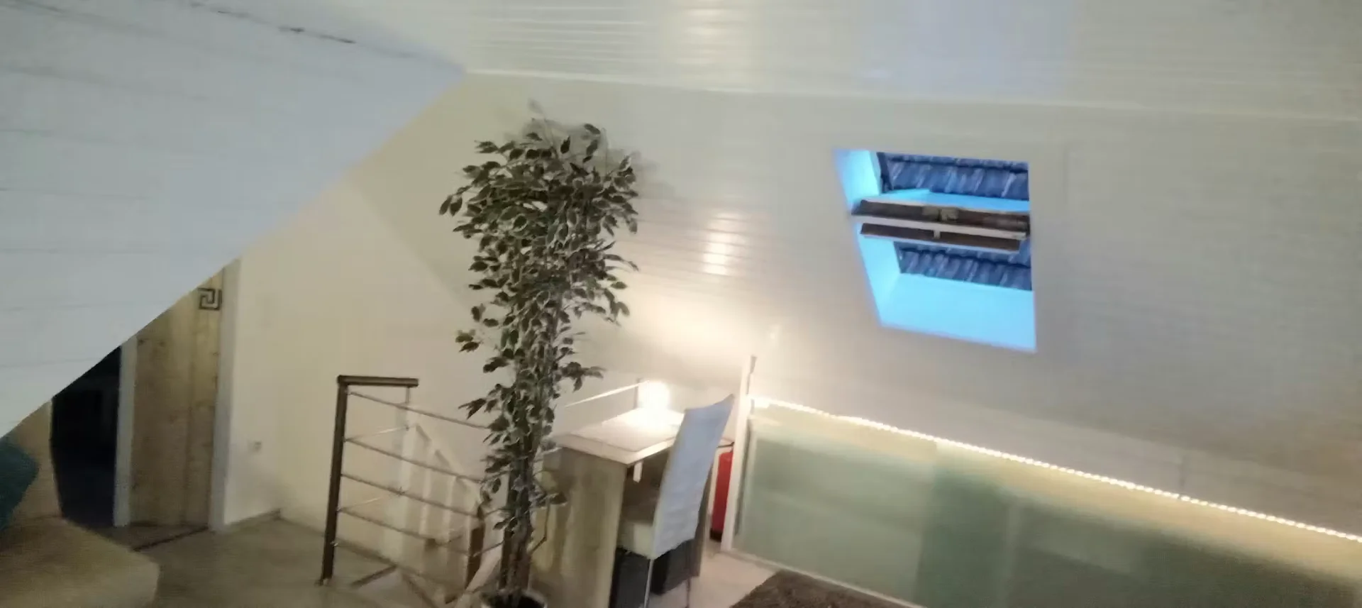 Quarto de estudante económico perto do campus em 
