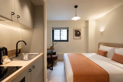 Logement entier à Mpoumpoulinas, Piraeus, image 1 de 10
