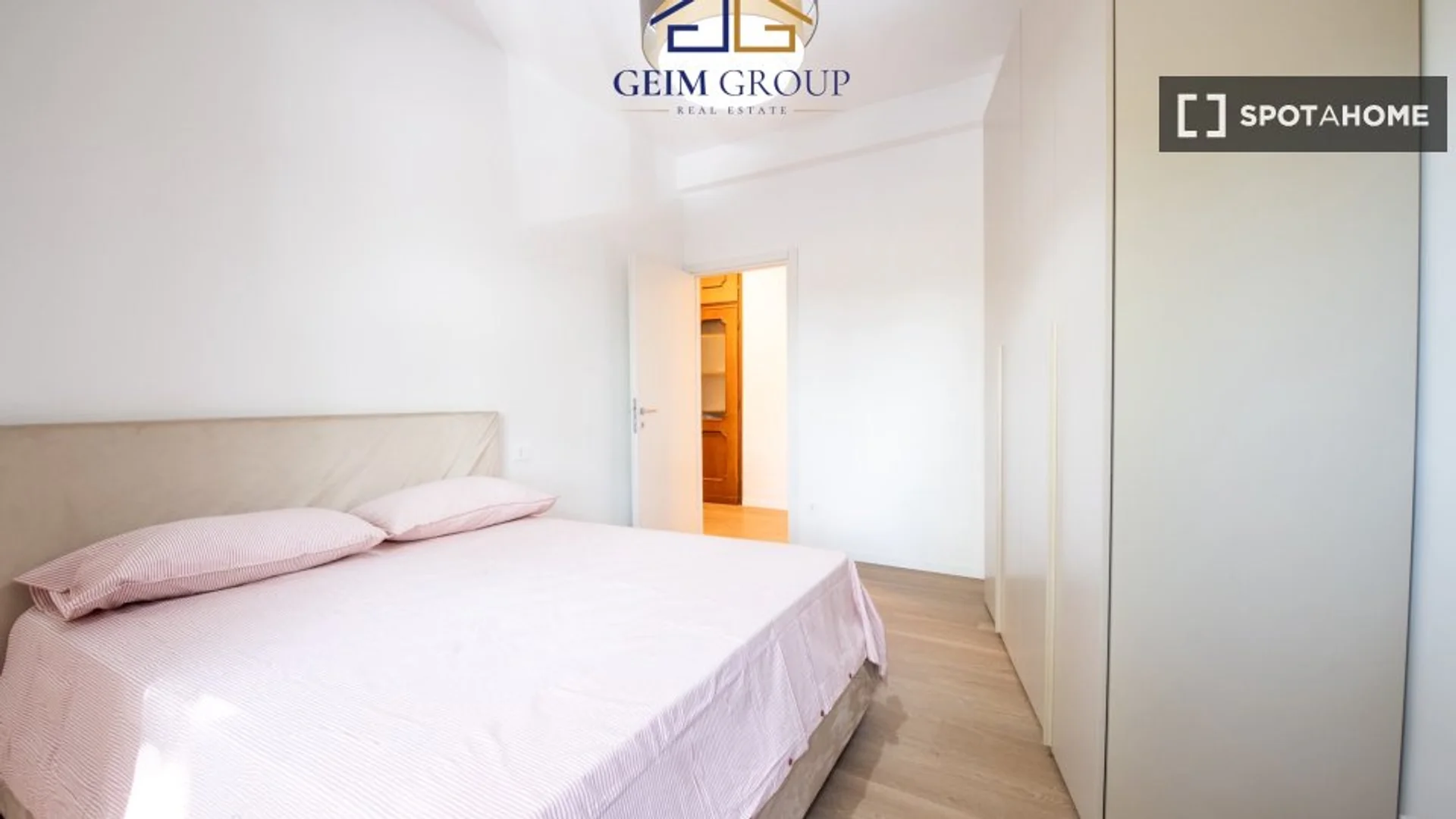 Habitación estudiantil amplia y cómoda en 