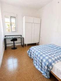 Private room at Calle Beato Juan Grande, image 1 of 7