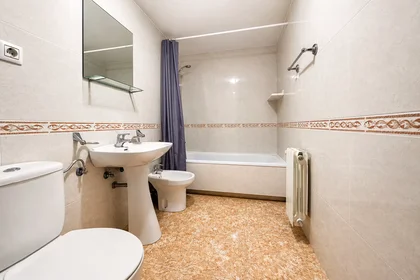 Private room at Calle Alonso Cano, , image 4 of 5