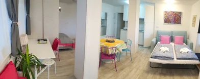 Apartamento inteiro em Vodnikova cesta 2, imagem 12 de 15