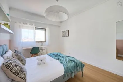 Chambre privée à Areeiro - R. Jorge Castilho, 10A, image 41 de 46