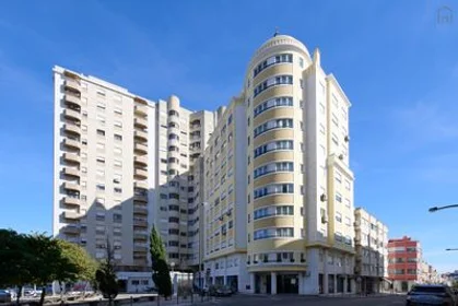 Chambre privée à Areeiro - R. Jorge Castilho, 10A, image 33 de 46