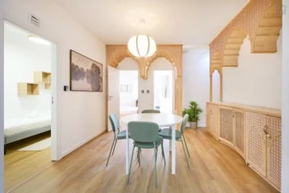 Chambre privée à Areeiro - R. Jorge Castilho, 10A, image 14 de 46