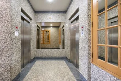 Chambre privée à Areeiro - R. Jorge Castilho, 10A, image 36 de 46