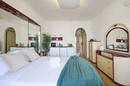 Chambre privée à Areeiro - R. Jorge Castilho, 10A, image 45 de 46