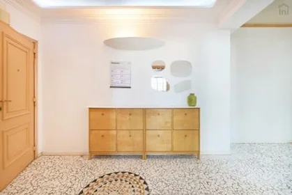 Chambre privée à Areeiro - R. Jorge Castilho, 10A, image 26 de 45