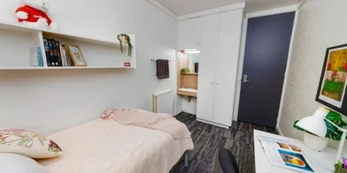Logement entier en résidence à 19 Cooinda Street, Bruce ACT 2617 Australia, image 2 de 32