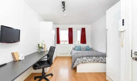 Özel oda Ikamet yerinde konumu 2 Eastern Blvd, Leicester LE2 7FP, United Kingdom, 13 21 görüntüsü