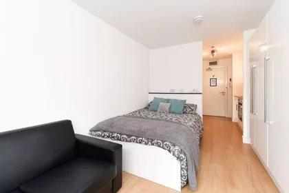 Özel oda Ikamet yerinde konumu 2 Eastern Blvd, Leicester LE2 7FP, United Kingdom, 11 21 görüntüsü