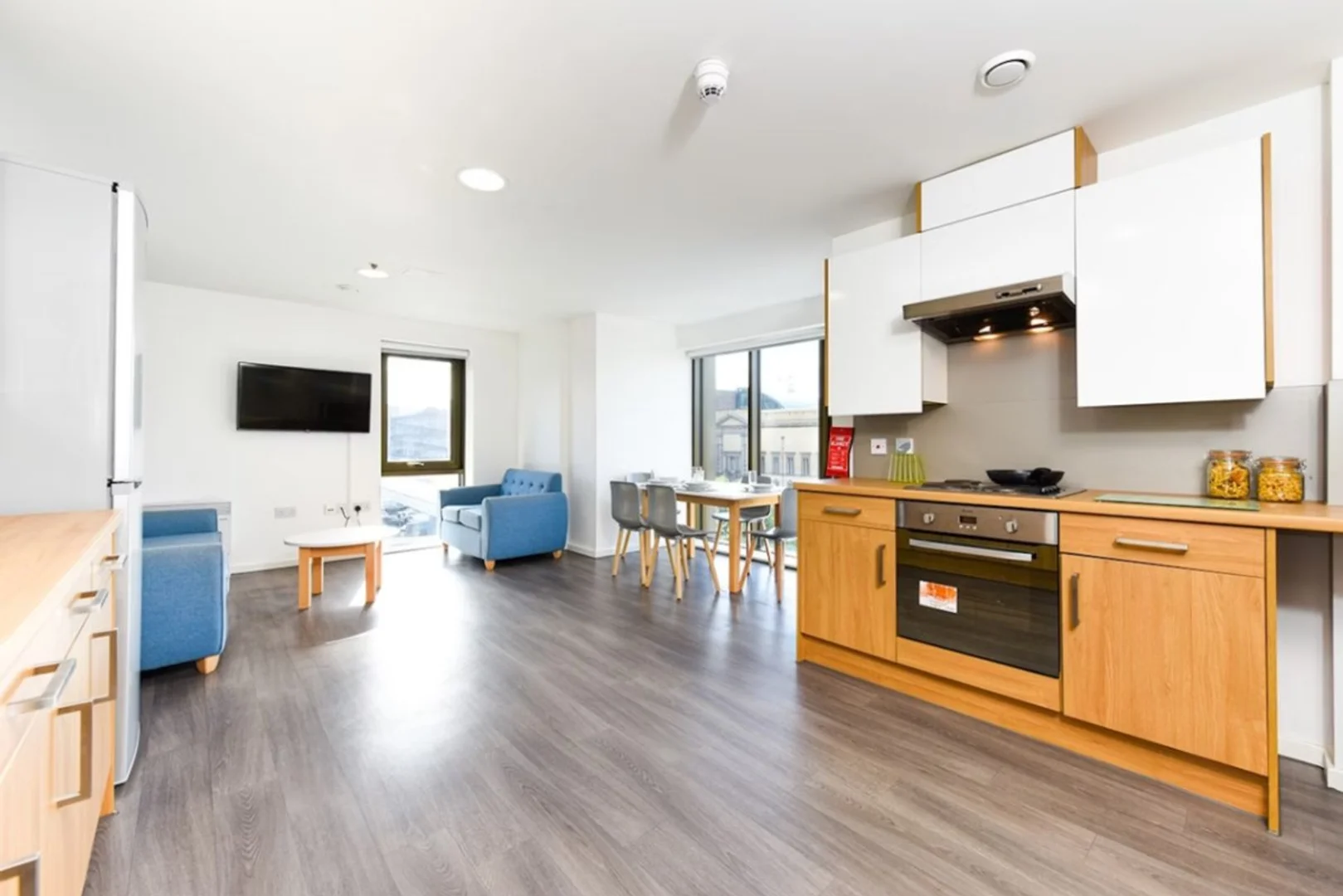 Budget-friendly student room close to campus in 