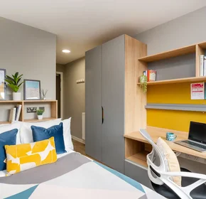 Entire apartment in residence at 3 Unity St, Bristol BS2 0HN, United Kingdom, image 10 of 28