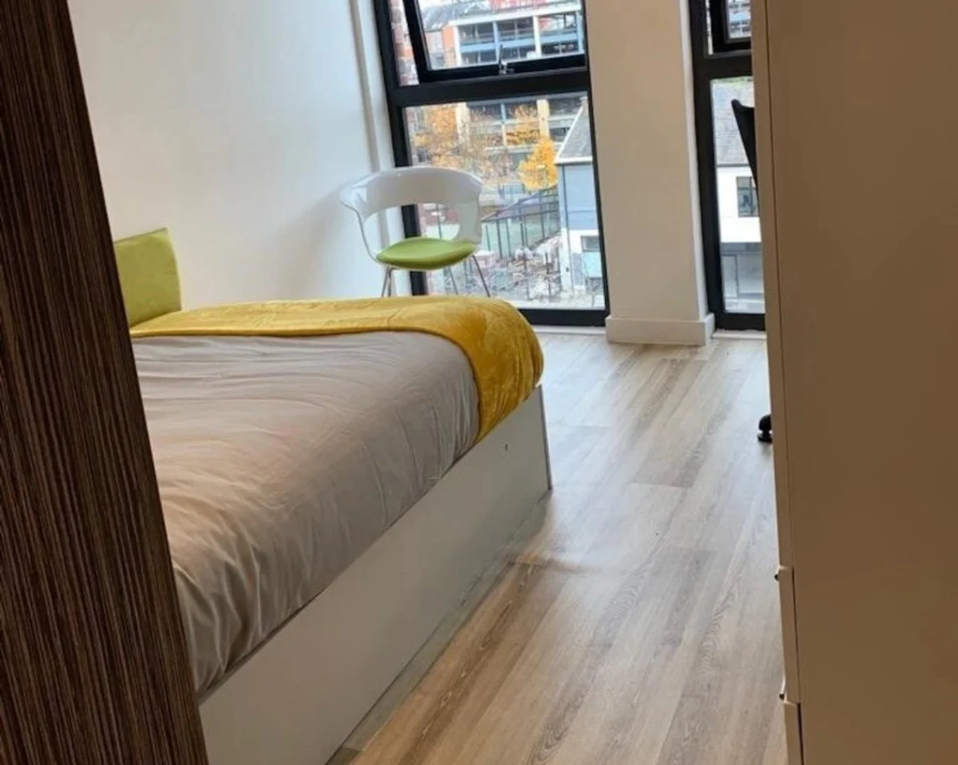 Komfortables und geräumiges Studentenzimmer in 