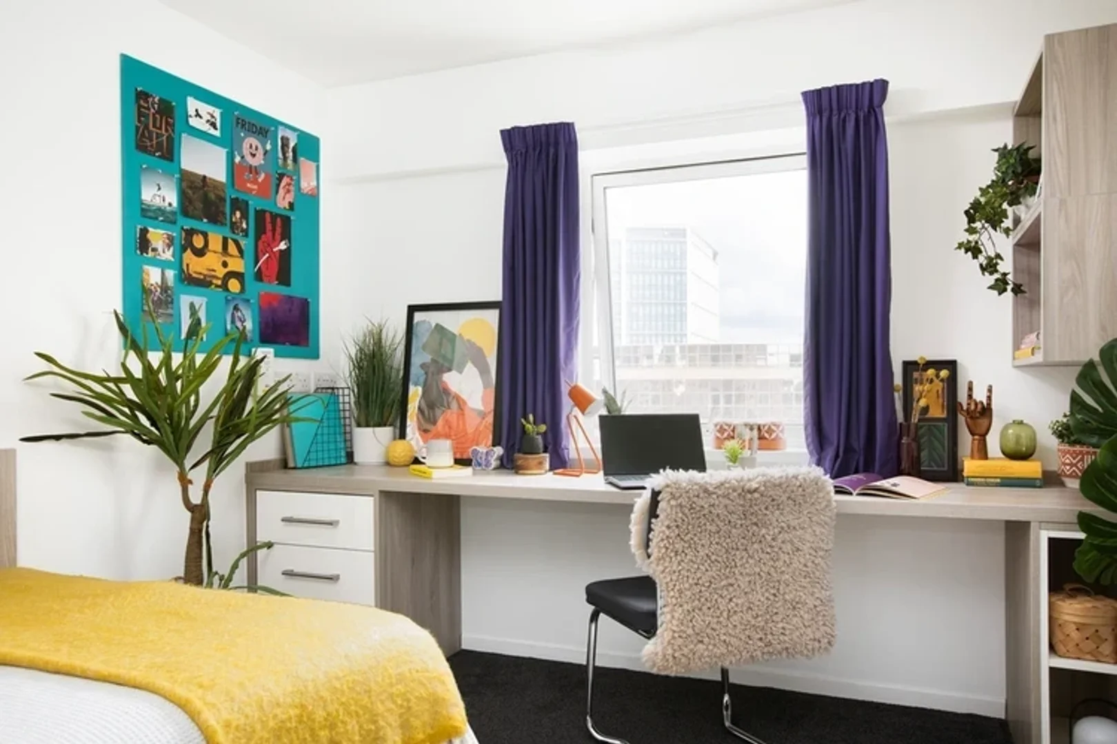 Quarto de estudante económico com localização conveniente em 