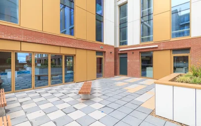 Stanza privata in residence in 123 York St, Belfast BT15 1AS, United Kingdom, immagine 19 di 25