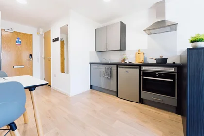 Studio in residence at Midland Rd, Bath BA1 3BZ, United Kingdom                   , image 6 of 26