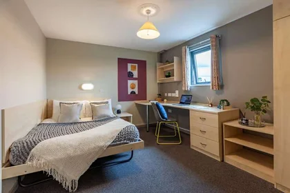 Apartamento inteiro em 10 Crown Street, Reading, RG1 2SE, imagem 1 de 10