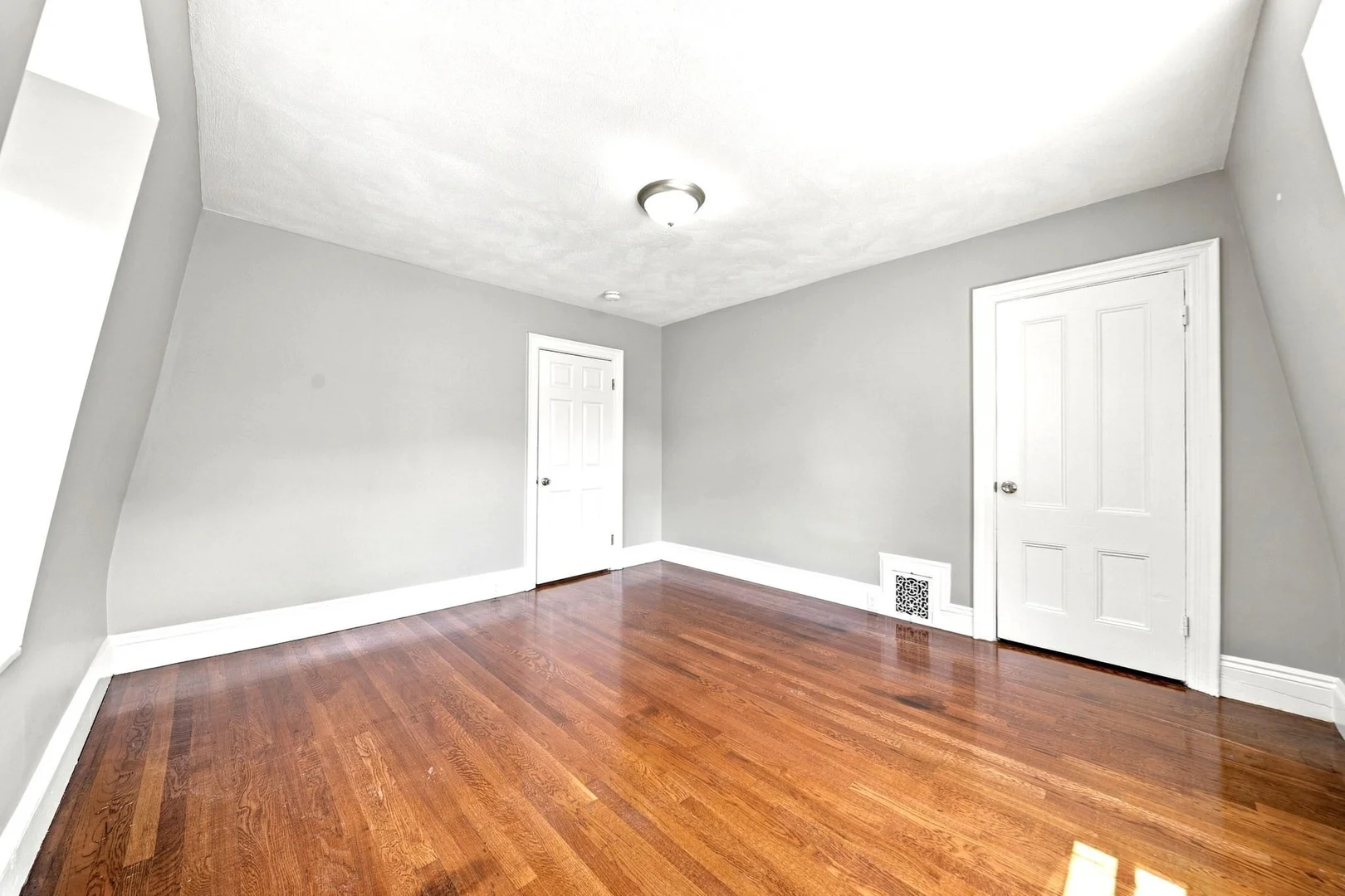 113, Pierce, Unit 2, Hyde Park, Boston, MA, 02136