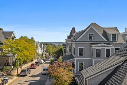 Całe miejsce w rezydencji 90, Sawyer Ave., Unit 3, Dorchester, Boston, MA, 02125, obraz 8 23