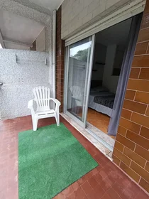 Estúdio em R. Mendes dos Remédios, imagem 5 de 11