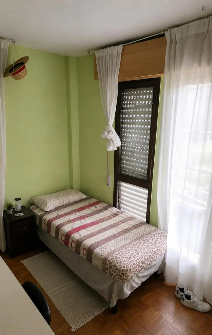 Chambre à louer dans un appartement d'étudiant à , entièrement meublée