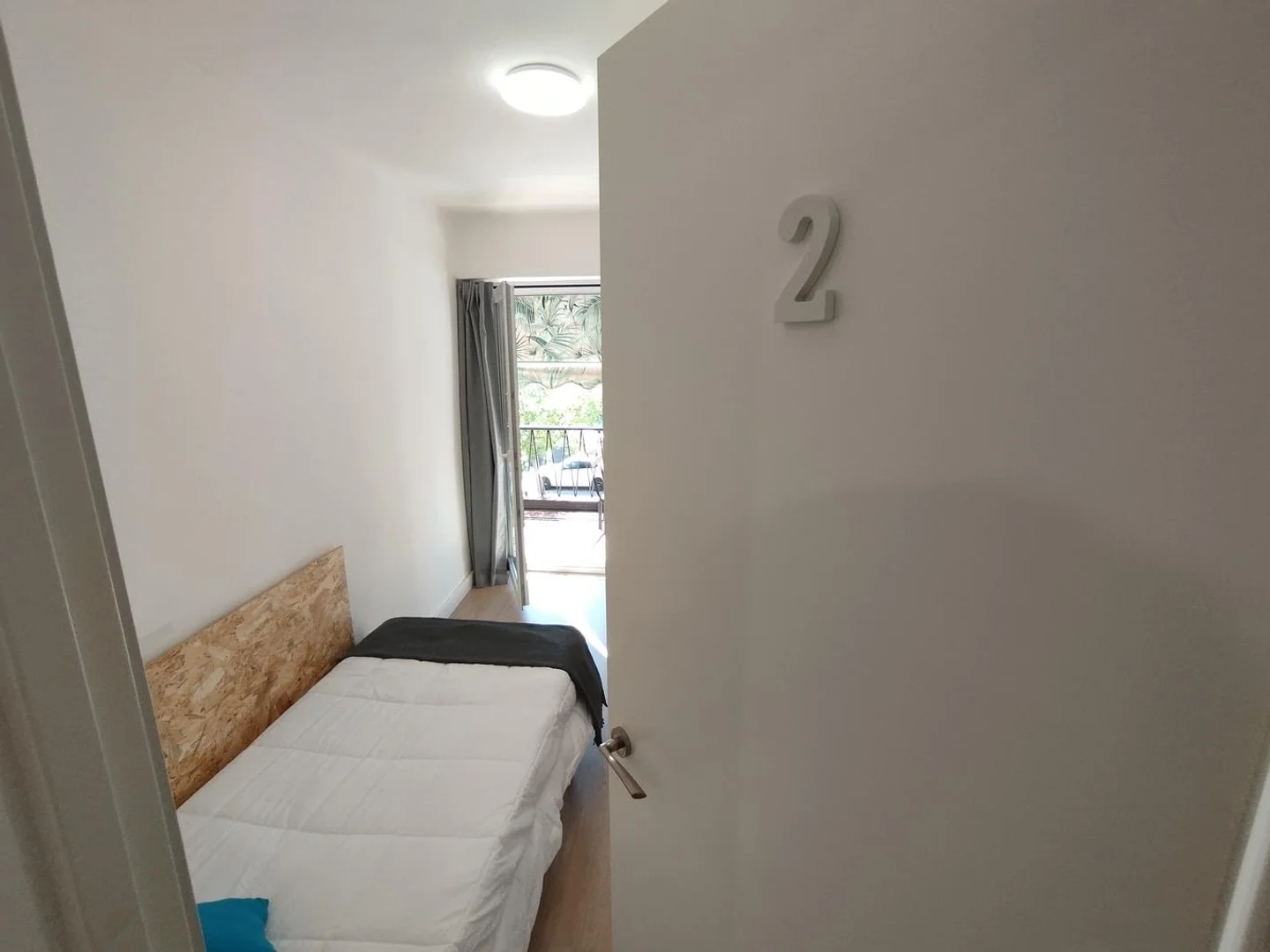 Chambre d'étudiant bon marché à proximité du campus dans