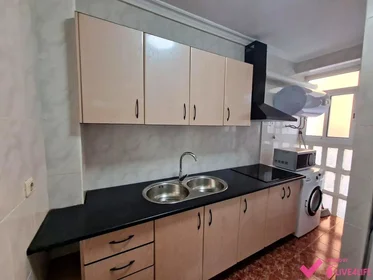 Habitación compartida en Barriada la Palmilla, 5, esc. 0 4º 4.3, imagen 3 de 46