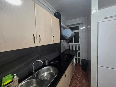 Habitación compartida en Barriada la Palmilla, 5, esc. 0 4º 4.3, imagen 24 de 46