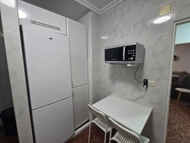 Habitación compartida en Barriada la Palmilla, 5, esc. 0 4º 4.3, imagen 26 de 46