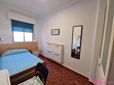 Habitación compartida en Barriada la Palmilla, 5, esc. 0 4º 4.3, imagen 30 de 46