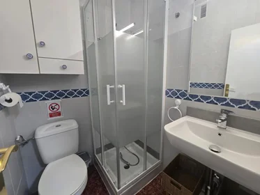 Habitación compartida en Barriada la Palmilla, 5, esc. 0 4º 4.3, imagen 37 de 46