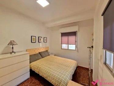 Habitación compartida en Barriada la Palmilla, 5, esc. 0 4º 4.3, imagen 45 de 46